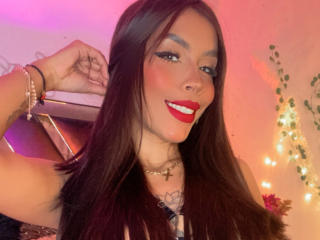 FiorellaBossh - Live porn &amp; sex cam - 23911473