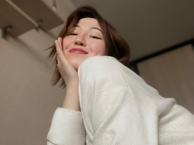 Sillitls - Live sex cam - 23913333