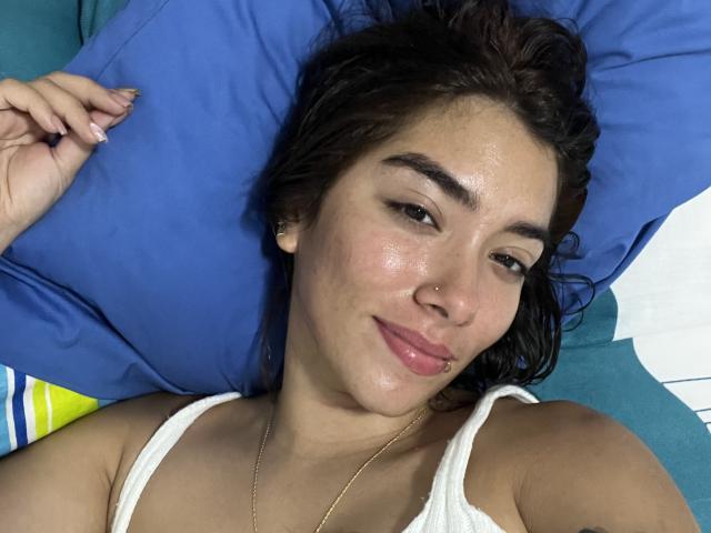 SharonKlart - Live porno og sexkamera - 23917357
