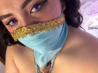 AishaGhulam - Live Sex Cam - 23921729