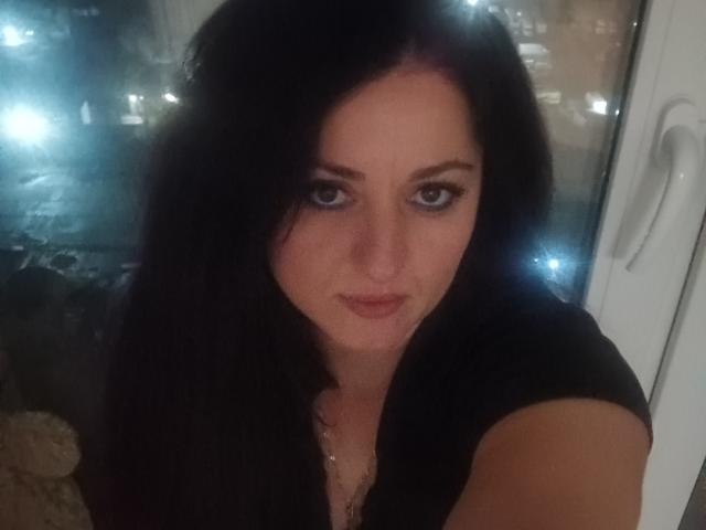 ElinorLindy - Live sex cam - 23923825