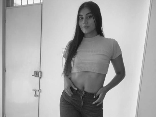 AbbyKey - Live sexe cam - 23924441