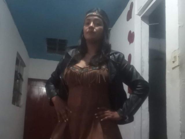 ArianithaXox - Live porn &amp; sex cam - 23925693