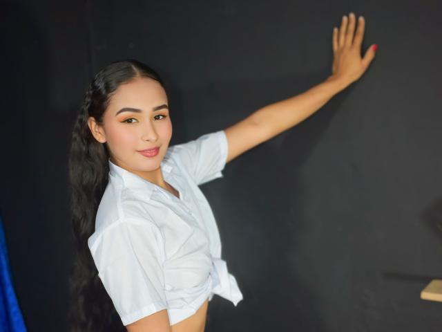 AlexiaCameron - Sexe cam en vivo - 23931841