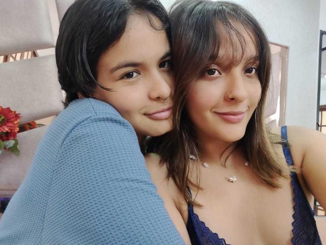 AnneAndSophia - Sexe cam en vivo - 23933121