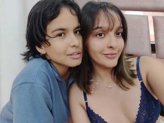 AnneAndSophia - Live porn &amp; sex cam - 23933129