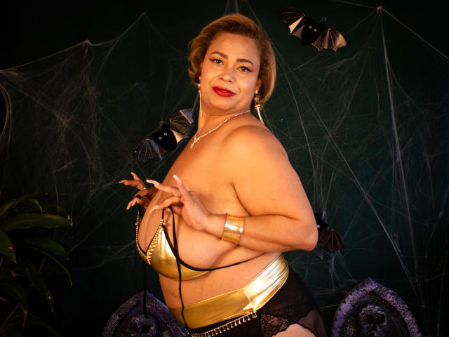 CamelliaDawson - Live sexe cam - 23935729