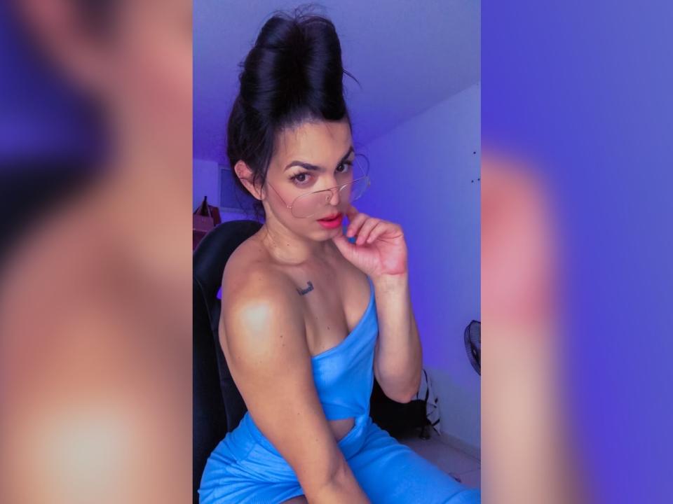 CharlotteeHot - Live sex cam - 23936661