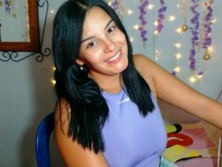 TalianaSquirt - Live sex cam - 23938973