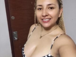 SamanthaJuyce - Live sex cam - 23939165