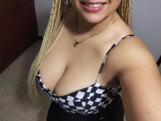SamanthaJuyce - Live sex cam - 23939169