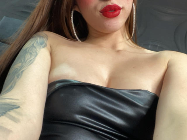 BelleWhatson - Live porn &amp; sex cam - 23941993