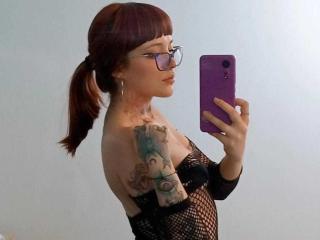 AnniieStone - Live sex cam - 23947877