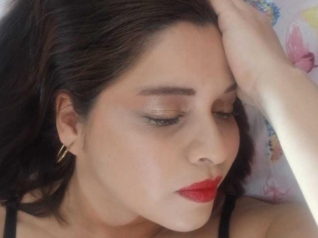 IdyllaJhones - Live porn &amp; sex cam - 23948641