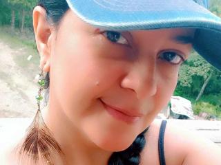 LuciaVonnee - Live porn &amp; sex cam - 23949121