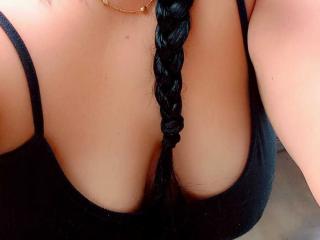LuciaVonnee - Live porn &amp; sex cam - 23949185