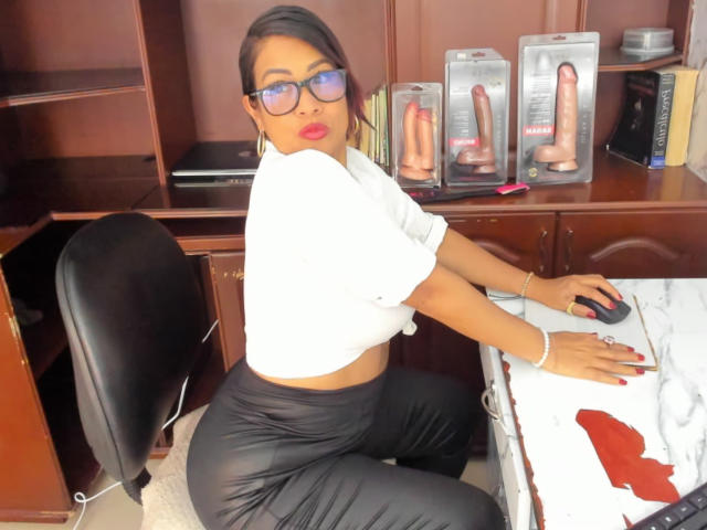 AlixLow - Sexe cam en vivo - 23951685