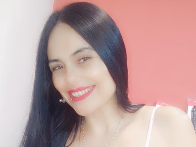 CharlotteCrofort - Live porn &amp; sex cam - 23956721