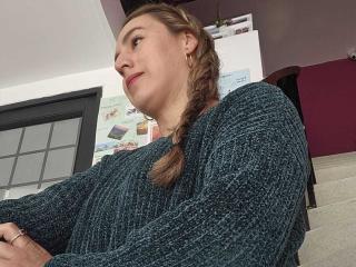 AliceDussan - Live Sex Cam - 23958417