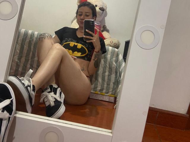 ValeriaNaughtySex - Live sex cam - 23962413