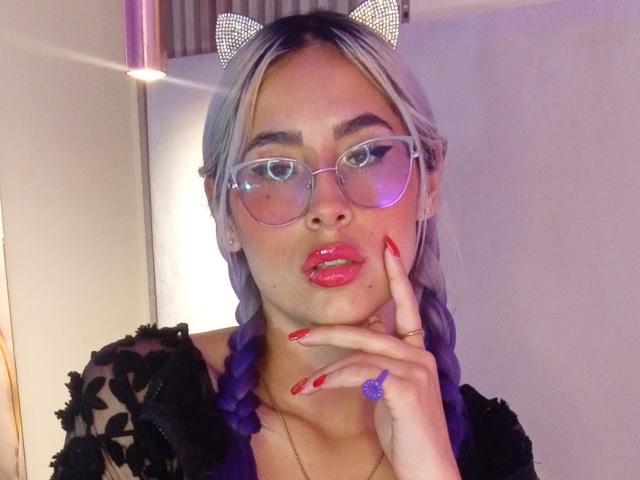 LunaMjs - Live Sex Cam - 23969093