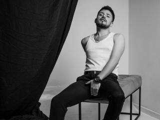 NoahBrown - Sexe cam en vivo - 23973013