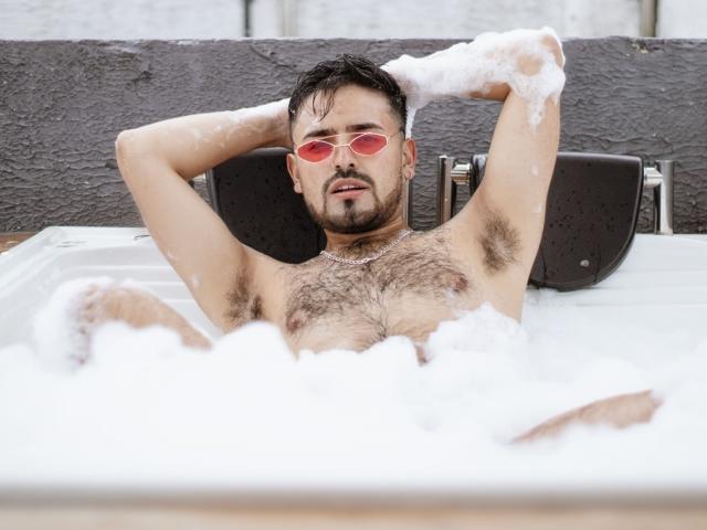 NoahBrown - Live sex cam - 23973061