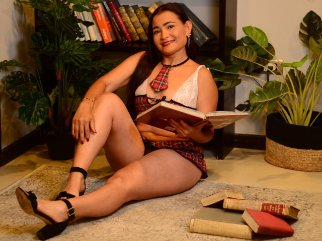 CharlotteVox - Sexe cam en vivo - 23973861