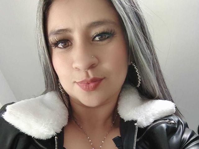 MelindaBoobs - Sexe cam en vivo - 23974153