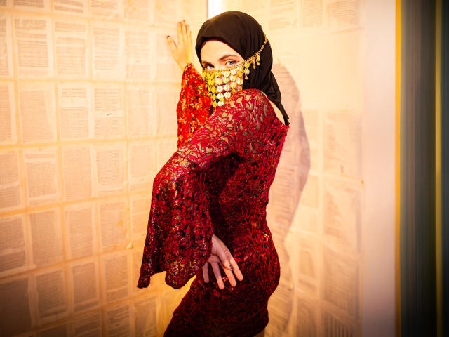 LailaIsa - Live Sex Cam - 23975885