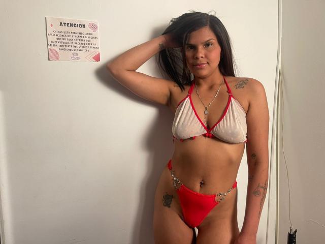 PaolaCute69 - Sexe cam en vivo - 23978673