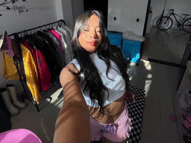 Amberv - Live Sex Cam - 23981661