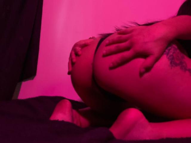 KimnDonova - Live sex cam - 23981773