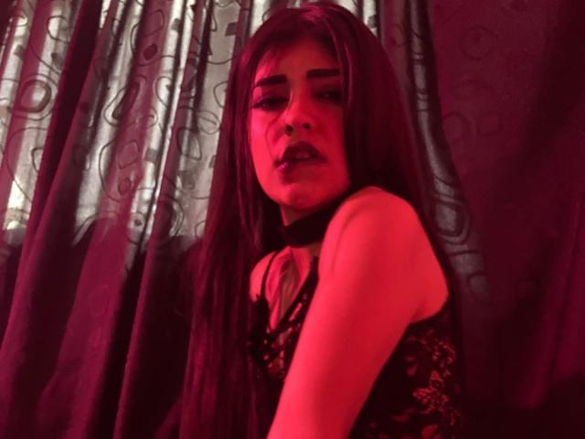 KimnDonova - Live sex cam - 23981829