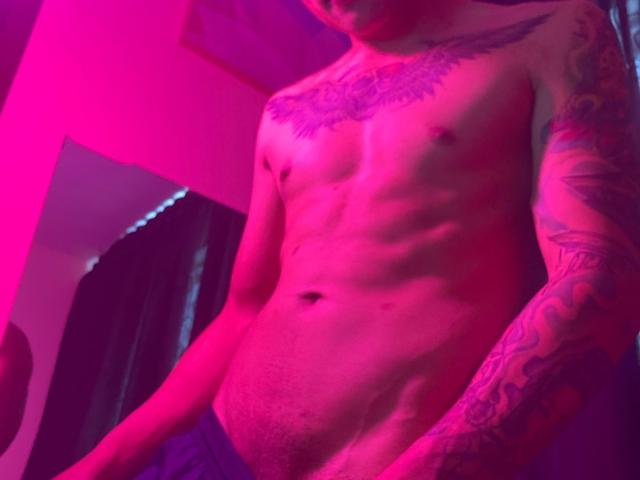 KimnDonova - Live sex cam - 23981865