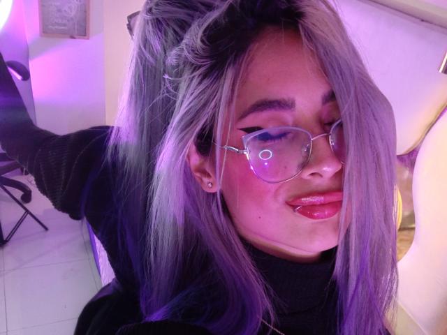 LunaMjs - Live Sex Cam - 23982125