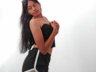 ChloeWu - Live sex cam - 23982541