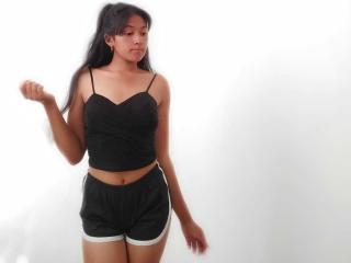 ChloeWu - Live sex cam - 23982549