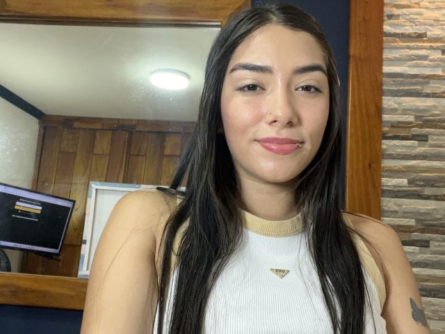 SharonKlart - Live porn &amp; sex cam - 23982997