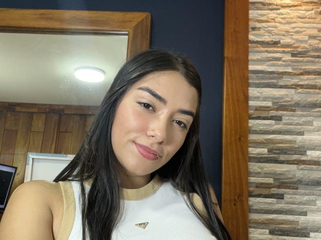 SharonKlart - Live porn &amp; sex cam - 23983001