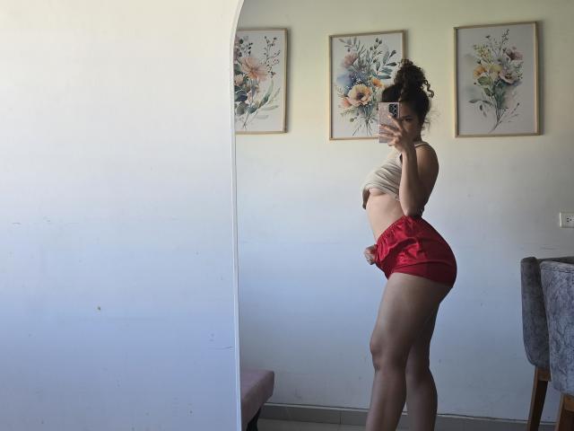 KendallPiierce69 - Live sexe cam - 23985105