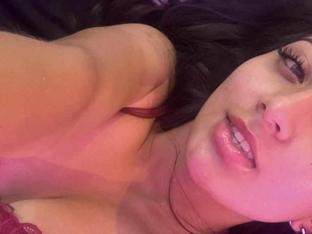 DianaFernandezz - Live sex cam - 23986089