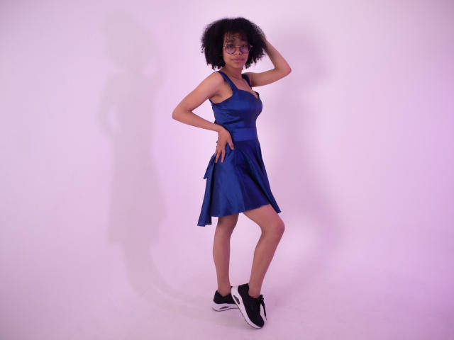 DariaBrooklyn - Live sex cam - 23987121