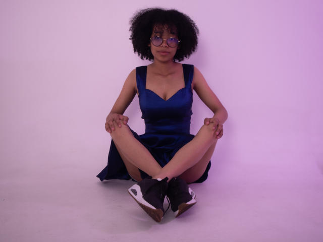 DariaBrooklyn - Live porn &amp; sex cam - 23987153