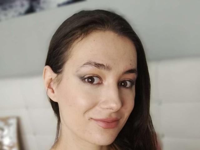 JuliaHuntis - Sexe cam en vivo - 23992301