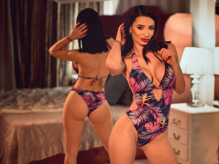 BriannaBratty - Live Sex Cam - 23993621