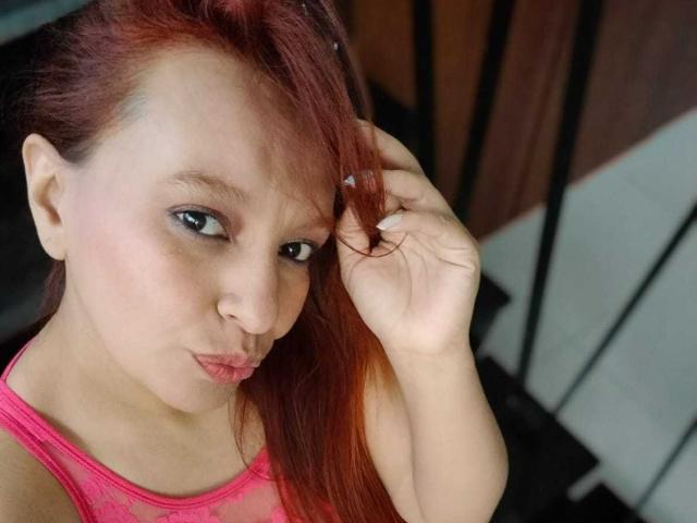 RoxieJackson - Live Sex Cam - 23993677