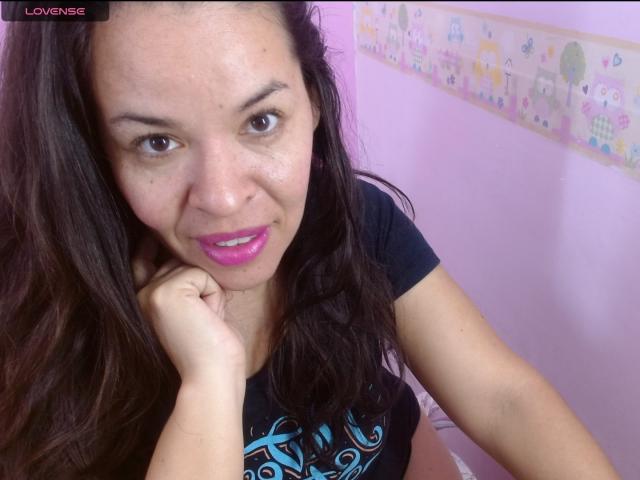 LizethBells - Live sex cam - 23994329