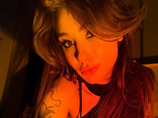 SensualMila - Live sex cam - 23996241