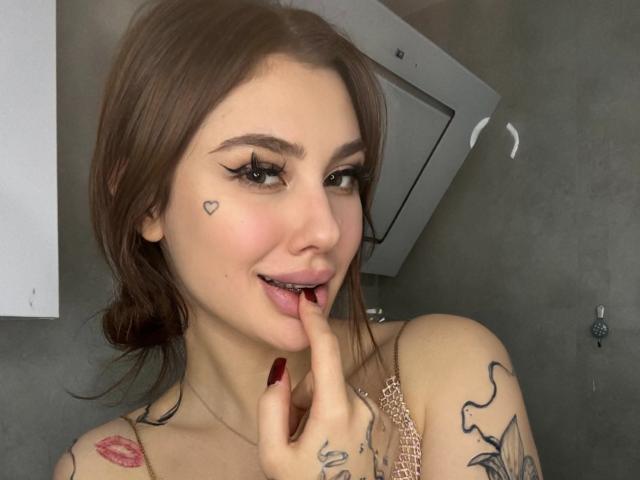 SensualMila - Live porn &amp; sex cam - 23996289
